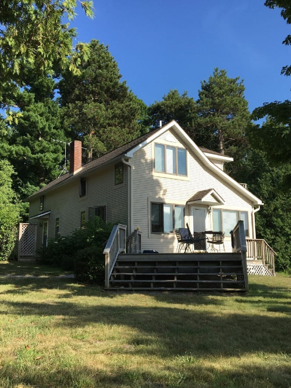 Cedar Lodge on Lake Leelanau