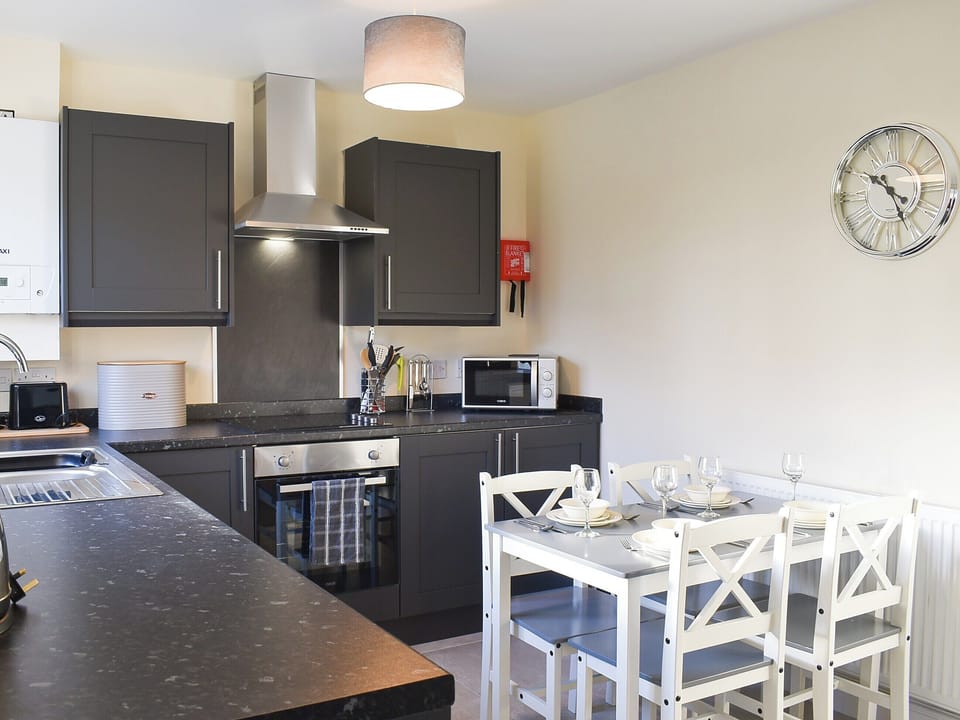 Kitchen/diner | One Dorchester Drive - Cross Keys Inn Cottages, Whitechapel, near Longridge