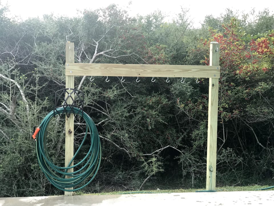 Fishing gear cleaning station