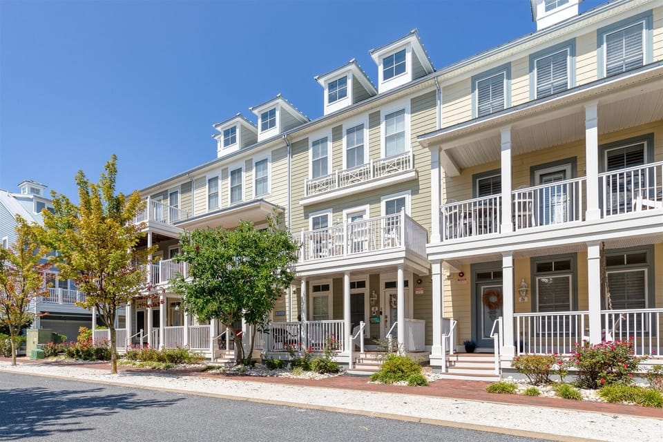 Sunset Island 18 Beach Walk Lane Exterior
