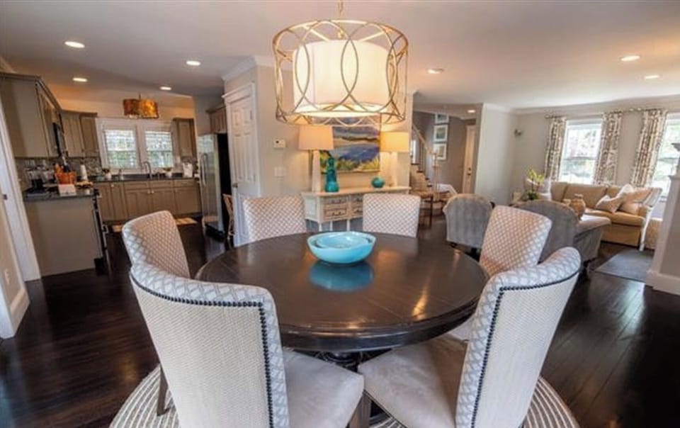 Dining room - extendable table