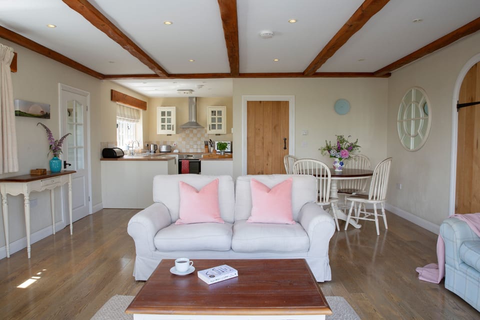 The Stables - Open plan living space