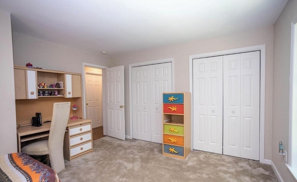 1st Floor / Bedroom 2