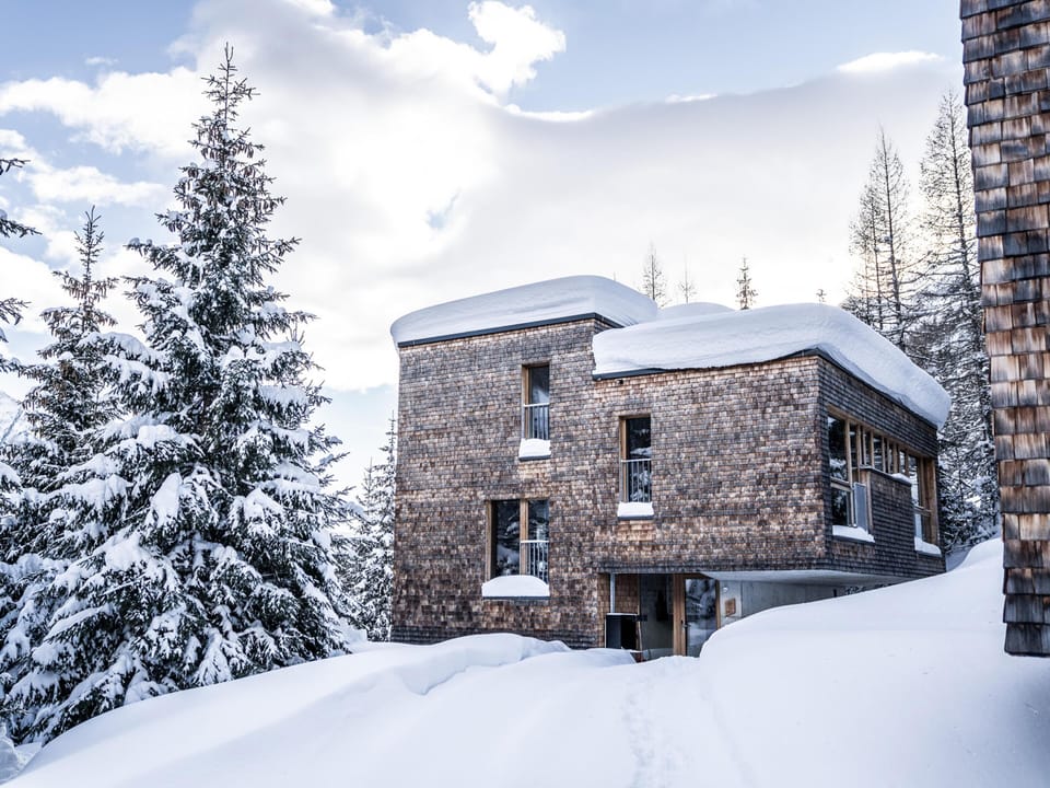 Holiday Home Exterior [winter]
