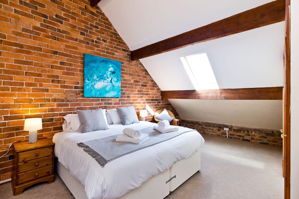 2nd floor En-Suite Super-King/Twin Bedroom