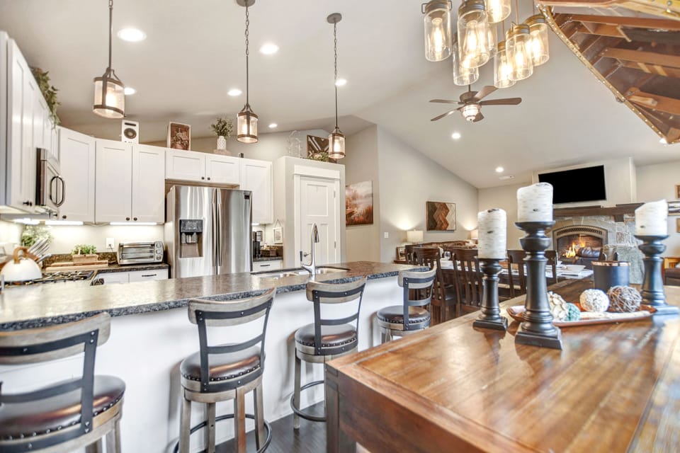 Kitchen island