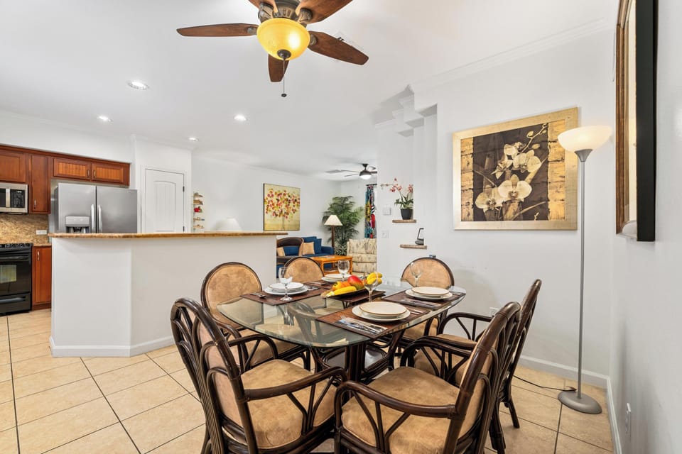 Dining area with seating for six