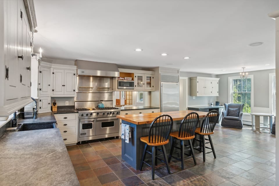 Cooks Kitchen