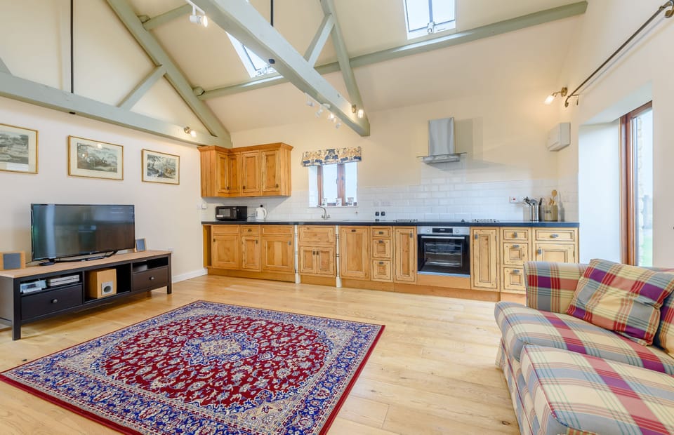 Coursehill Barn Annex Living Area - StayCotswold
