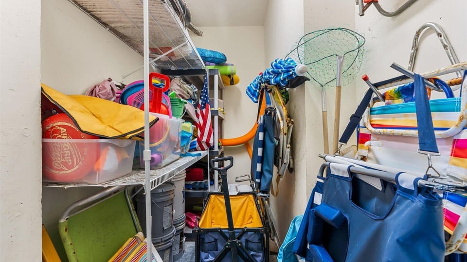 A LOT of beach supplies for your use