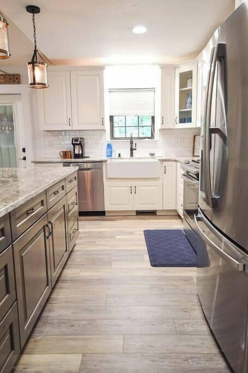 A great place to prepare a family dinner!