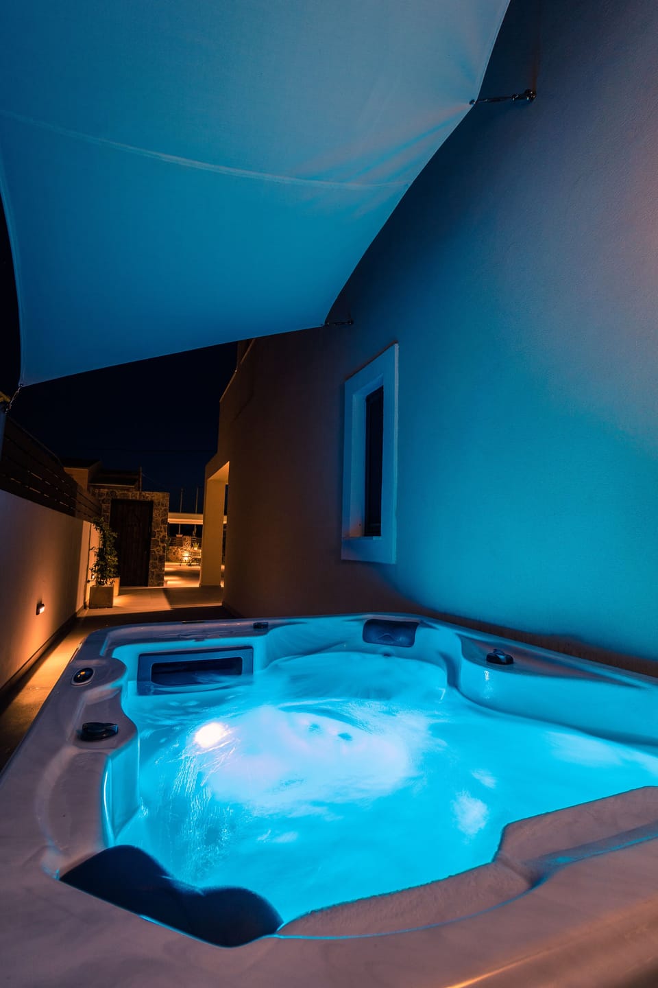 Jacuzzi