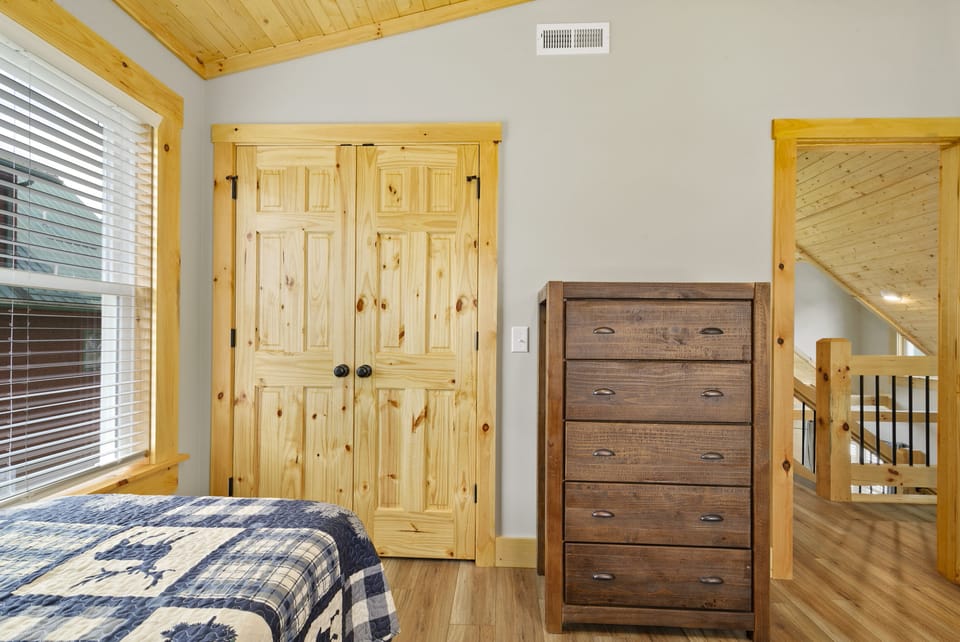 2nd Floor Bedroom with 2 Adult Twin XL Beds and High Vaulted Ceiling