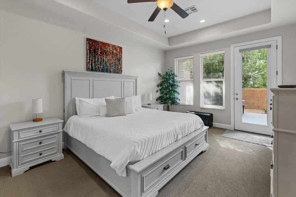 Downstairs Master Suite