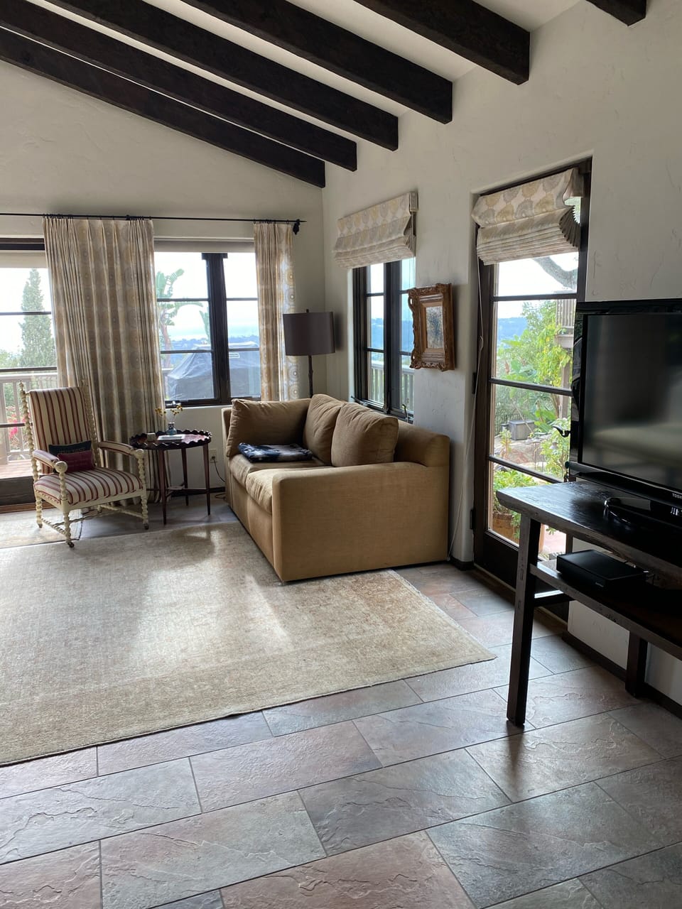 TV/Cable included HBO