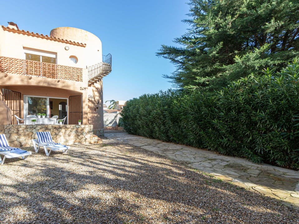 Property, Real Estate, House, Architecture, Building, Home, Tree, Estate, Residential Area, Grass