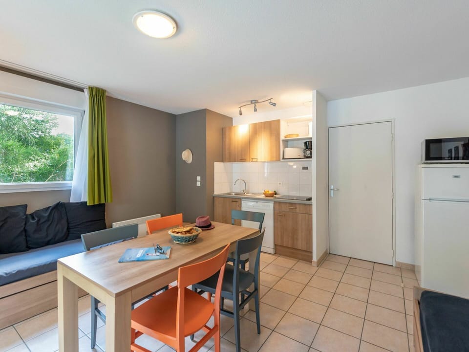 Table, Furniture, Building, Window, Cabinetry, Wood, House, Kitchen Appliance, Chair