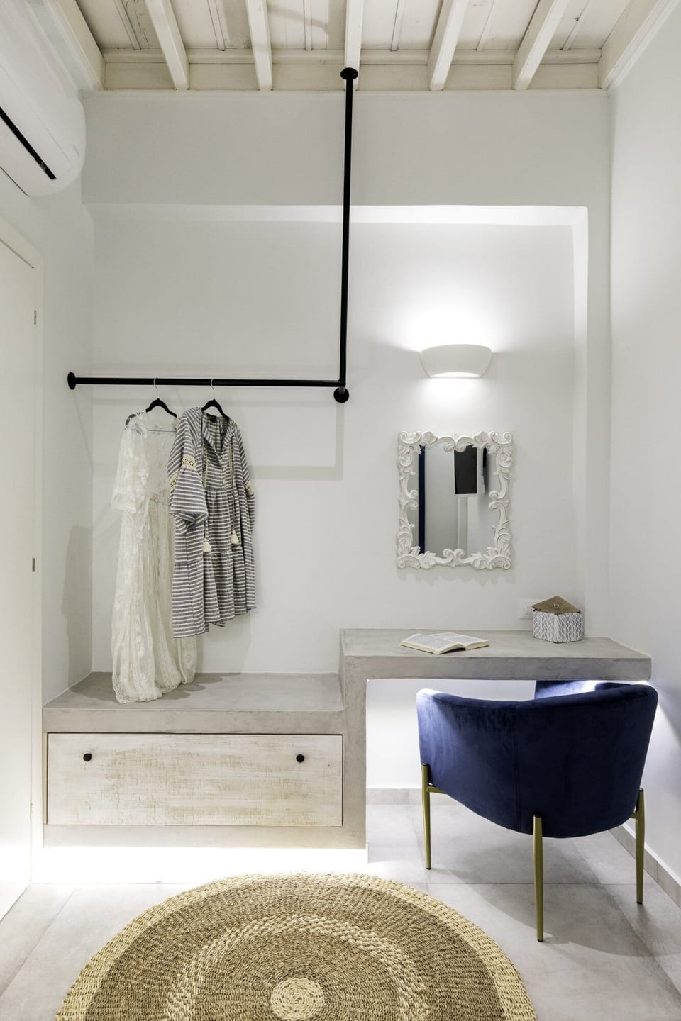 wardrobe