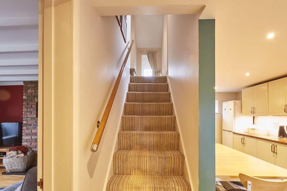 Great Habton Cottage, Great Habton - Host & Stay