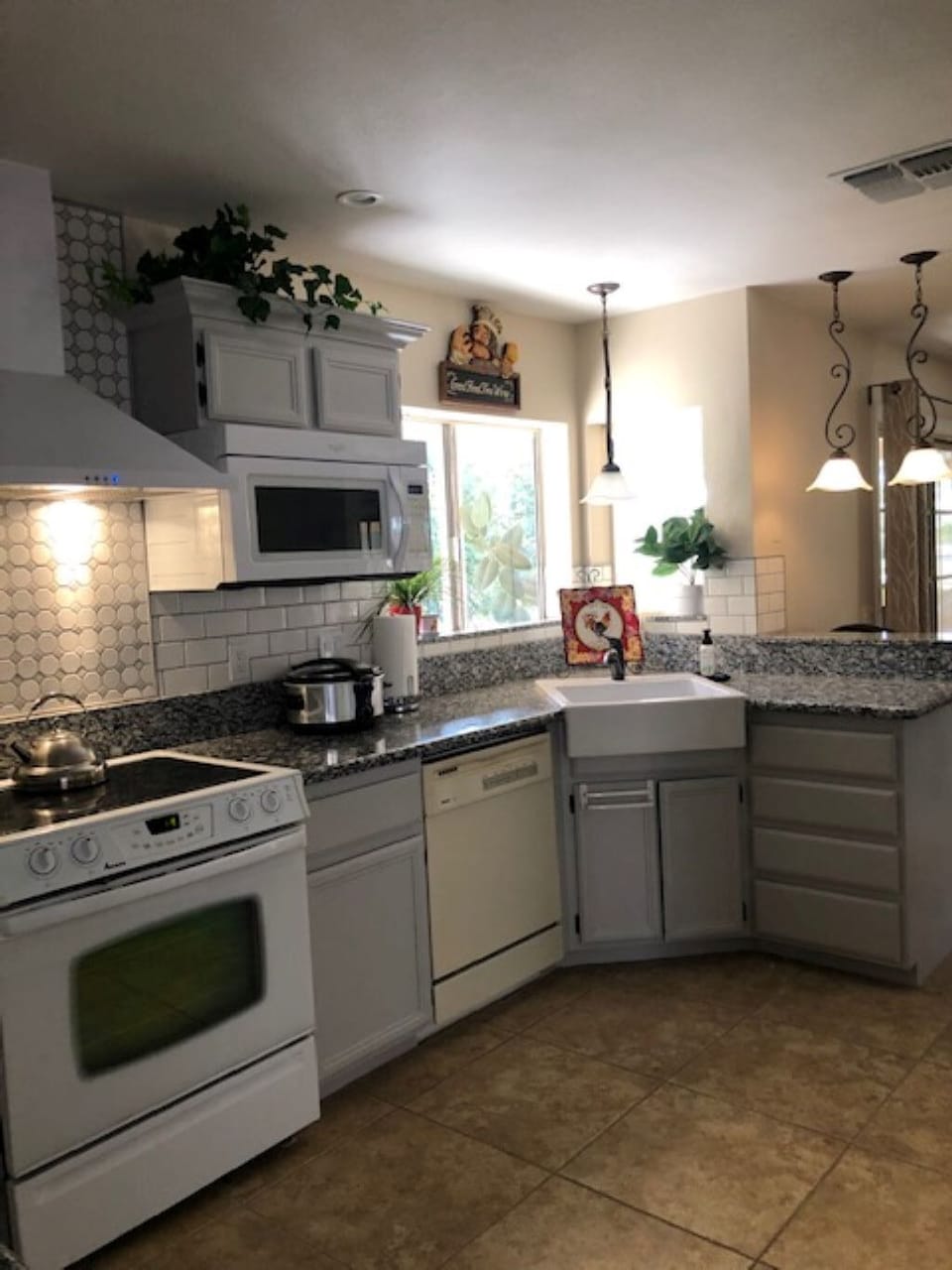 Kitchen set up is very convenient