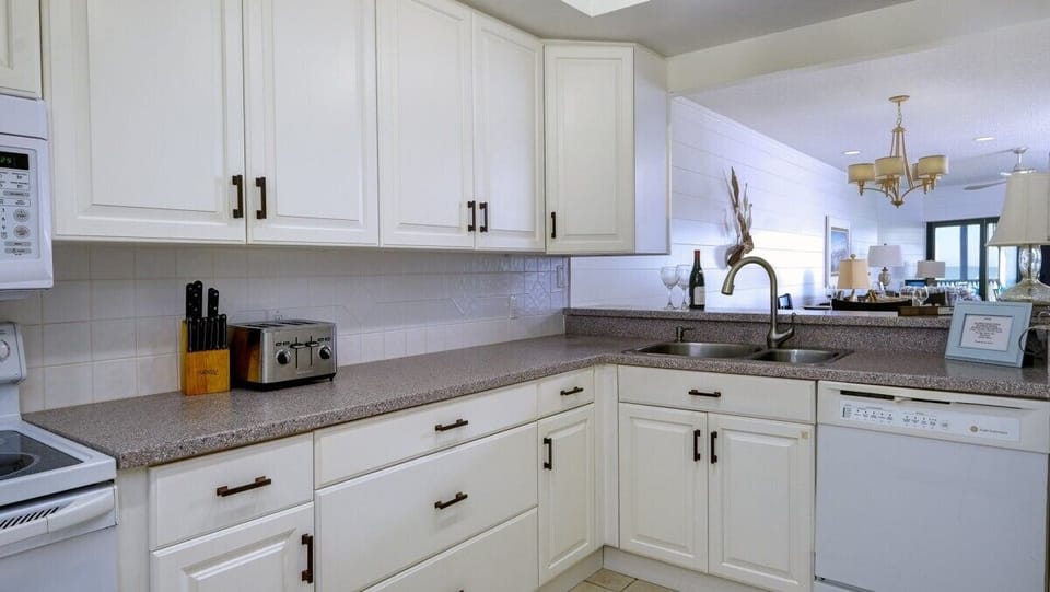 Pass Through Snack Bar to Dining Area