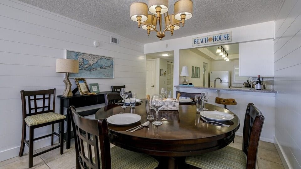 Dining Seats Six