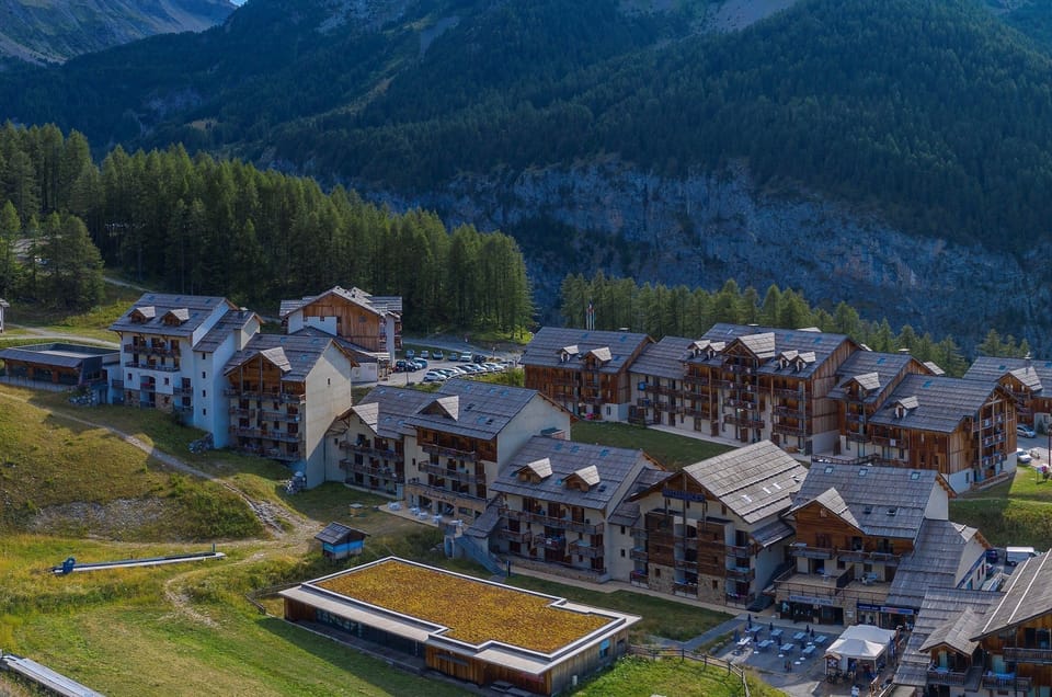 Experience the picturesque atmosphere at this amazing property.