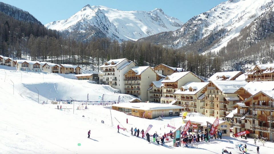 Experience the picturesque atmosphere at this amazing property.