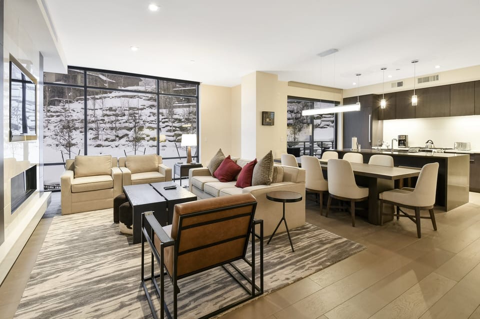Living Room, Room, Indoors, Chair, Furniture