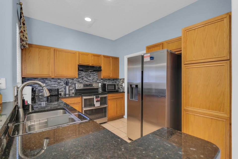 Full Kitchen