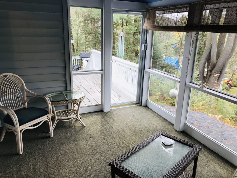 Screened-in Porch off 3rd Bedroom, facing waterfront