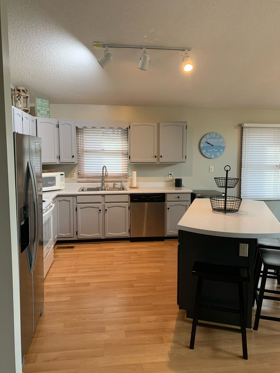 Upstairs kitchen 