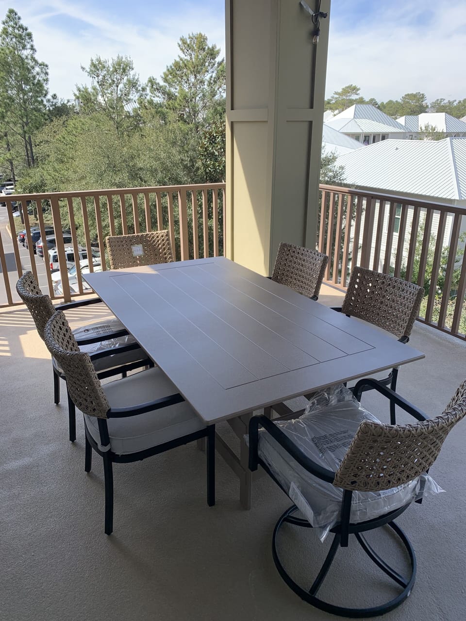 Private and serene back porch for outdoor dining and game playing and relaxing 