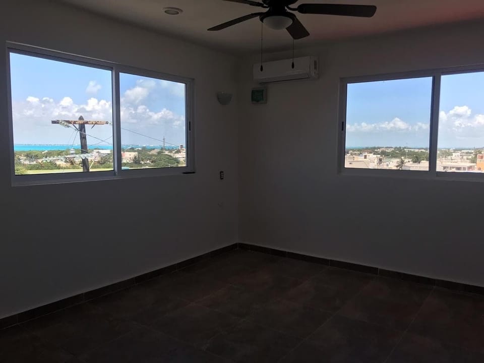 This space before being furnished so you can see the views from the lookout.