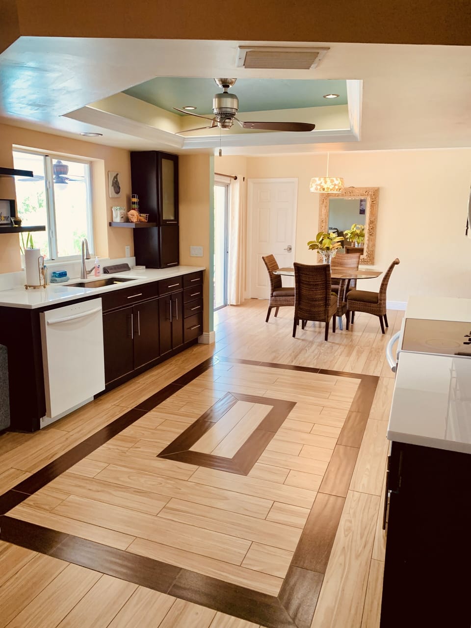 Fully equipped custom kitchen