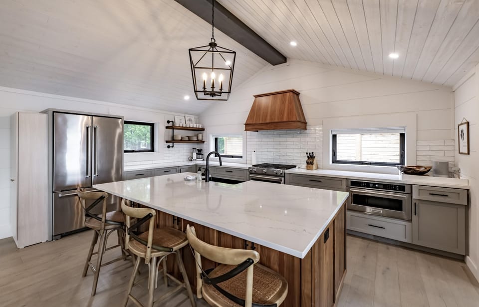 Kitchen &amp; Bar Seating