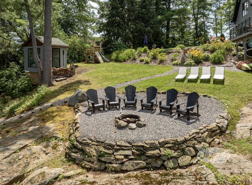 Fire Pit &amp; Seating