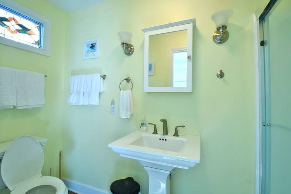 Bathroom1