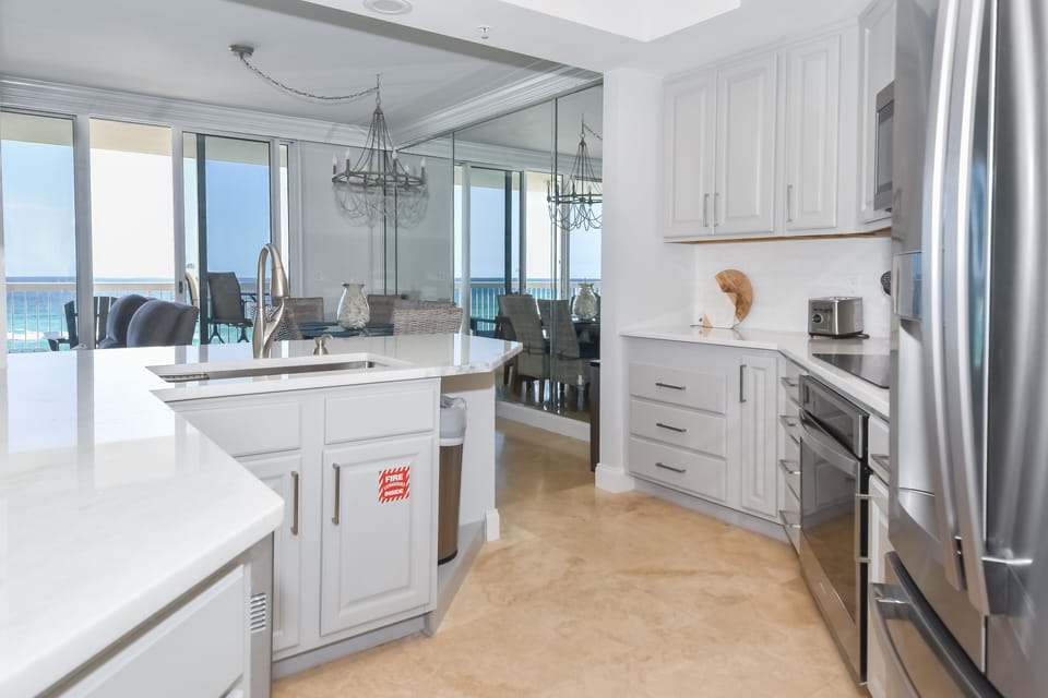 Silver Beach Towers West 503- Fully Equipped Kitchen
