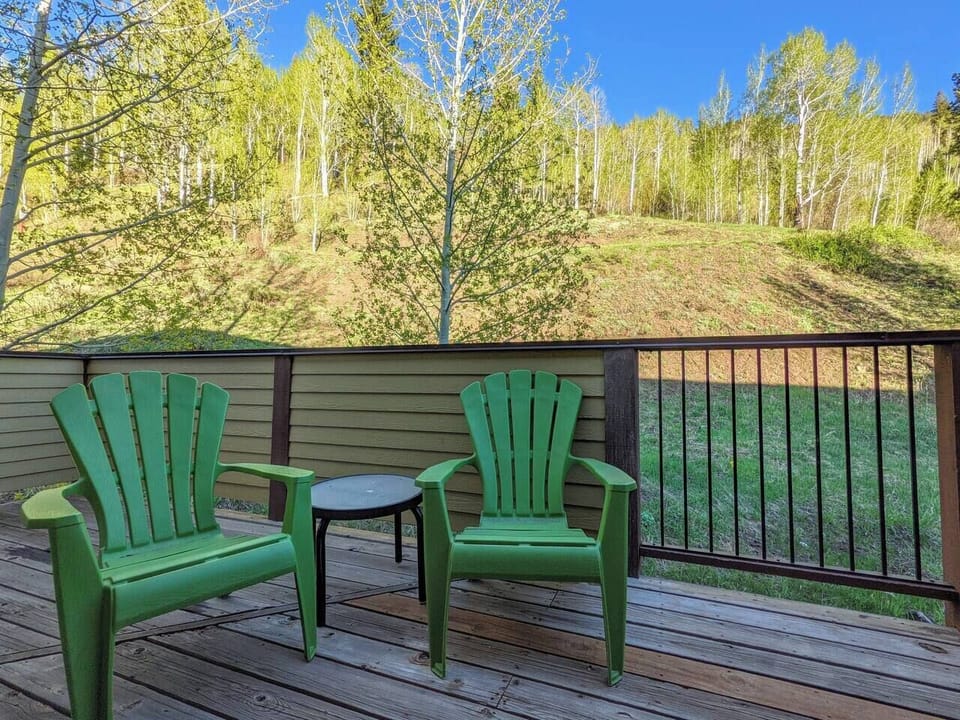 Sit outside on the private deck surrounded by fresh mountain air and aspens. 