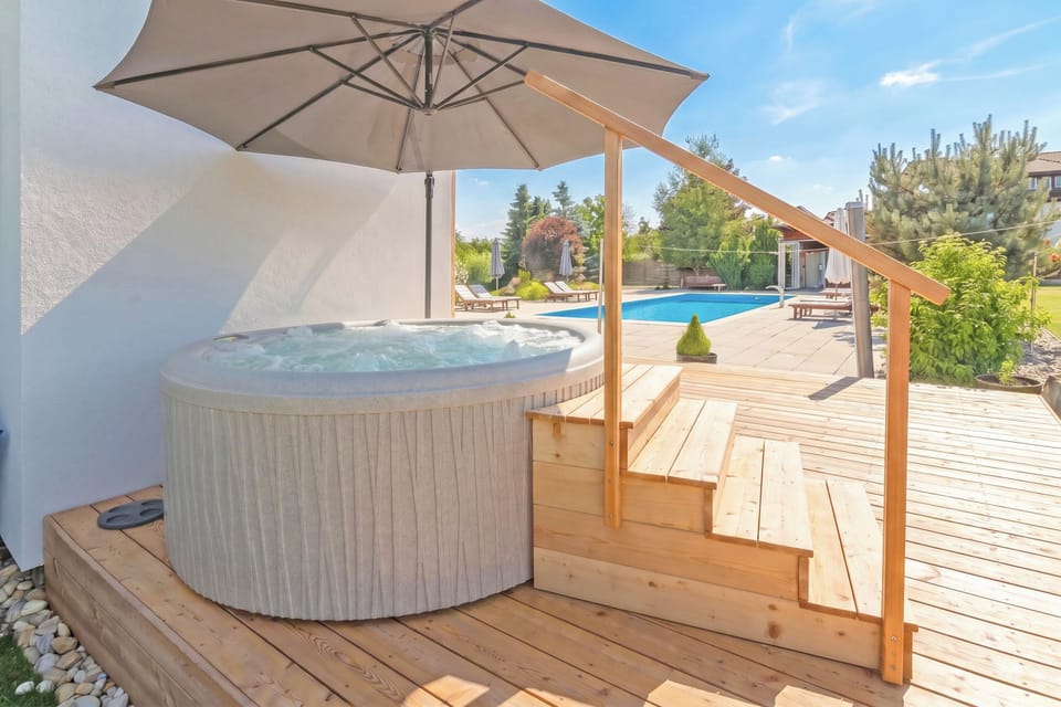 Jacuzzi