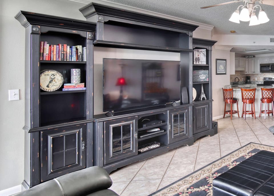 Phoenix X 1504, 3 bedroom 2 Bathroom, Sleeps 8. Managed by Island Rentals