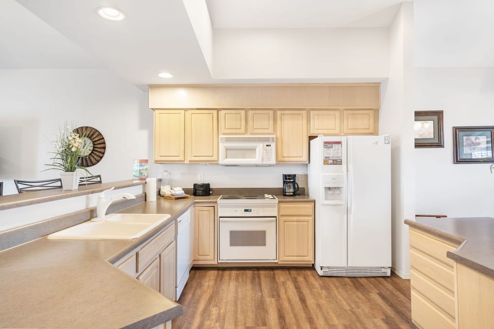 Full Kitchen