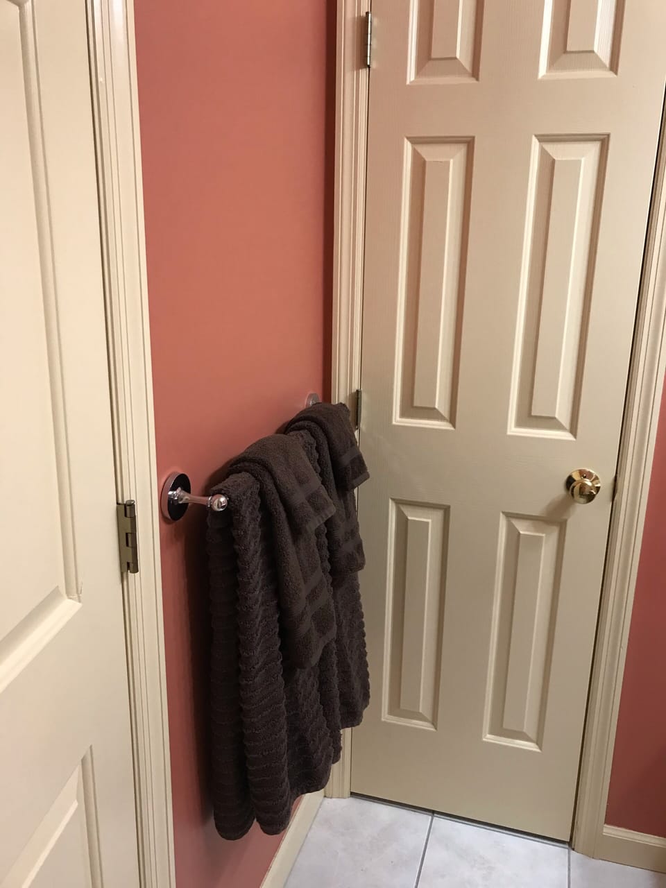 Guest Bath - Closet