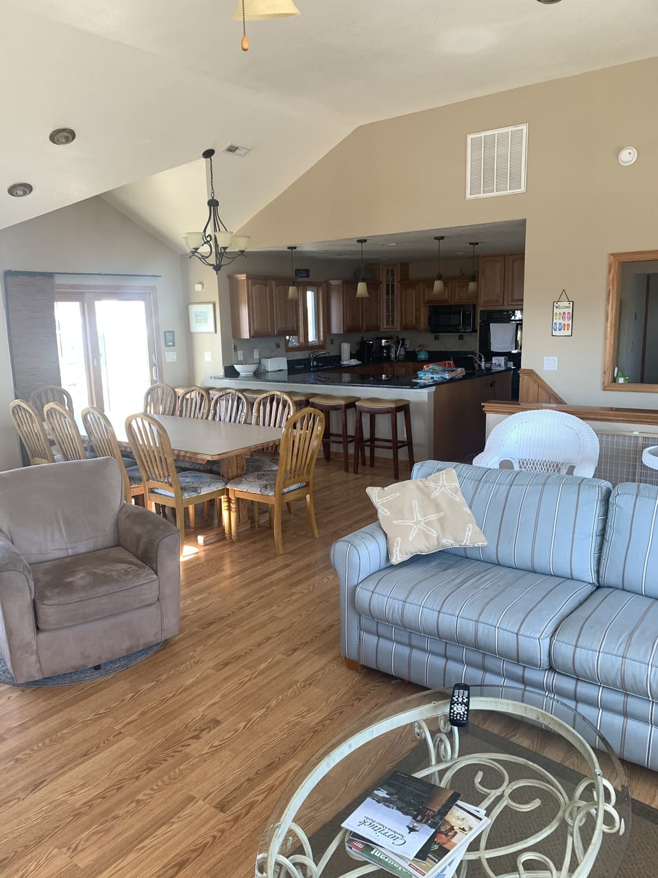 Great Room  (Top level)