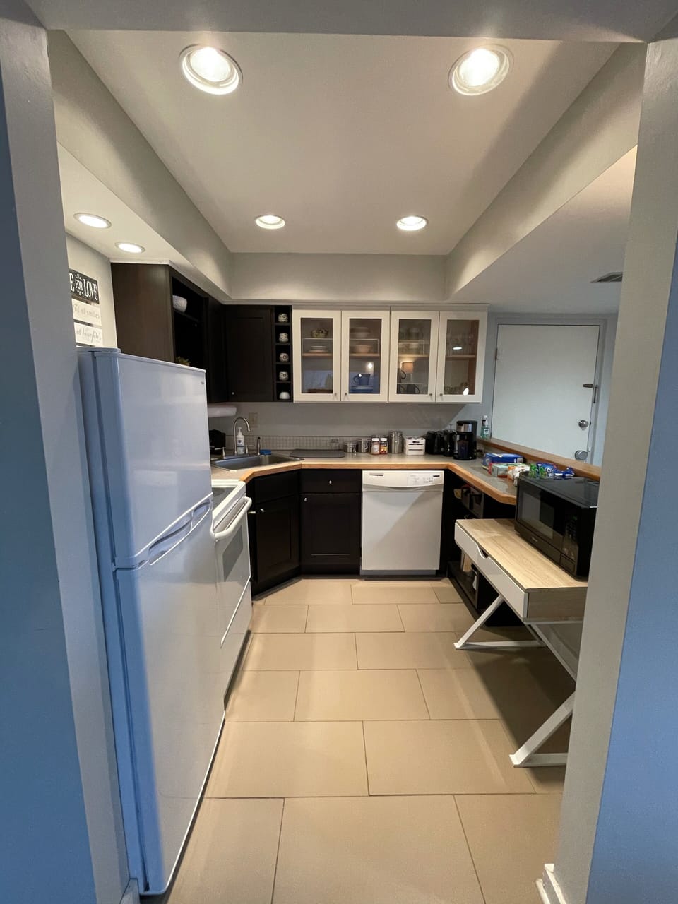 Additional kitchen views 