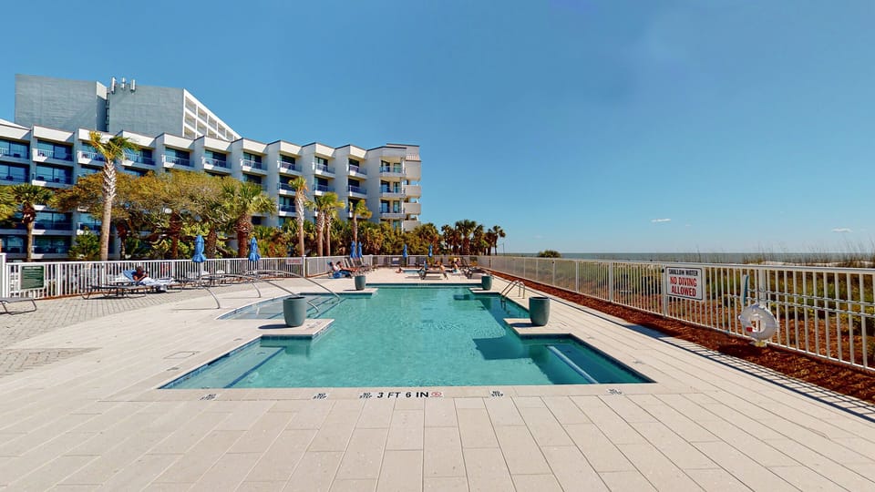 Villamare Community Serenity Pool