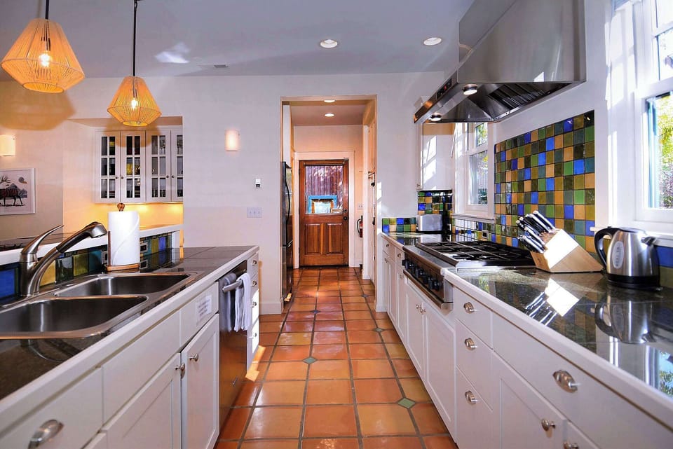 Fully stocked kitchen