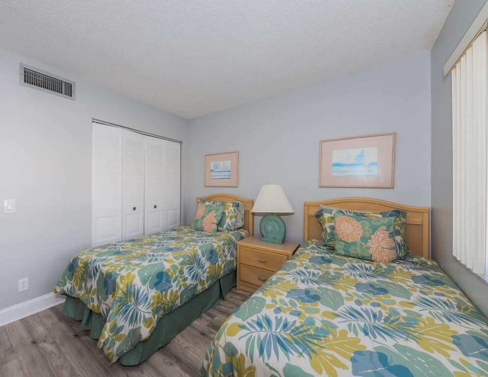 9-web-or-mls-Bedroom 1a-3