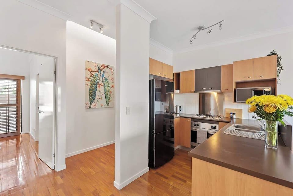 Kitchen, Entry, Bedroom